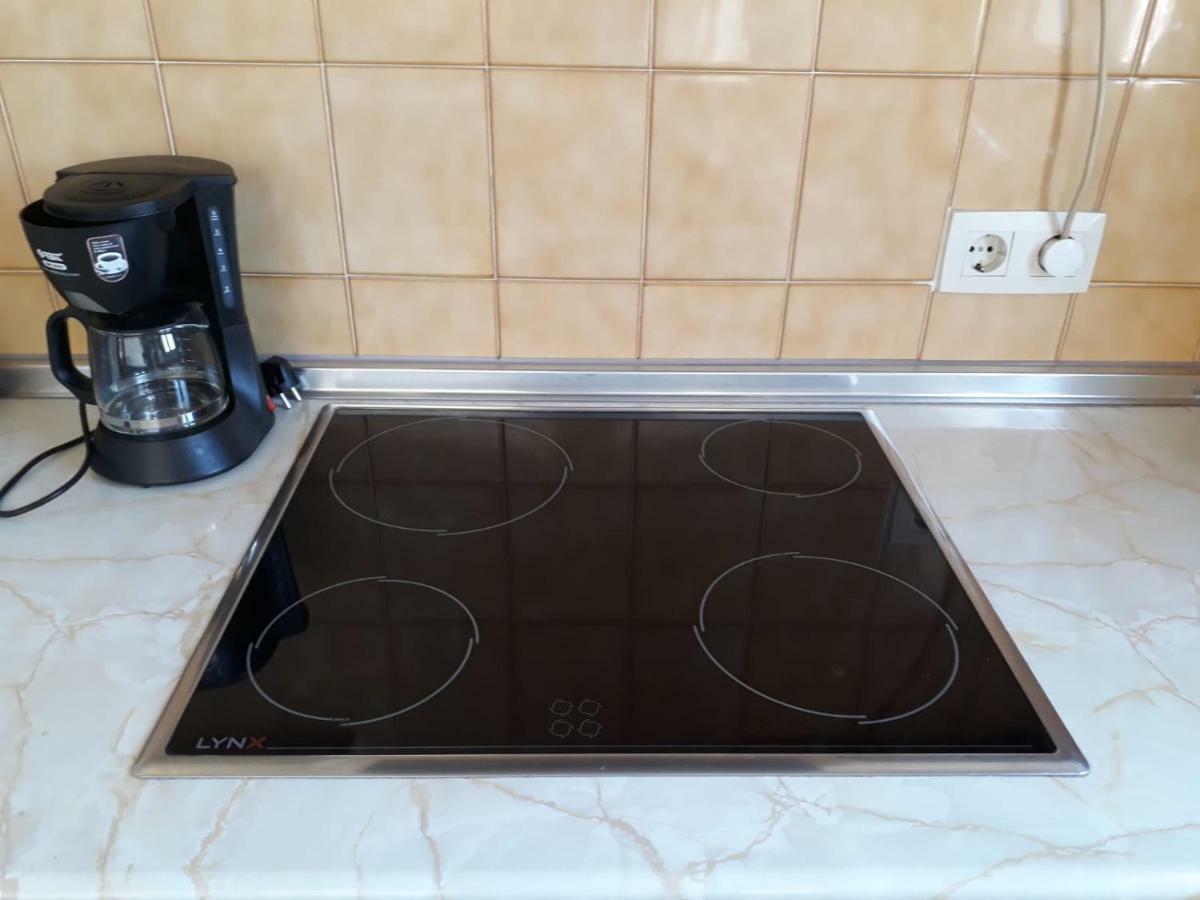 Mi Jardin Apartment เบนัลมาเดนา ภายนอก รูปภาพ